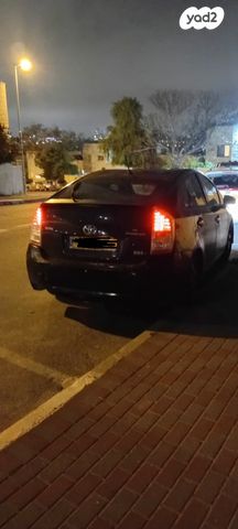 מודעת רכב טויוטה פריוס