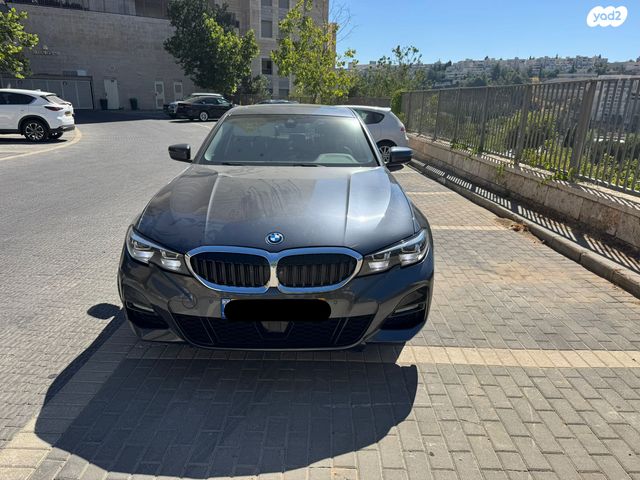 מודעת רכב ב מ וו סדרה 3