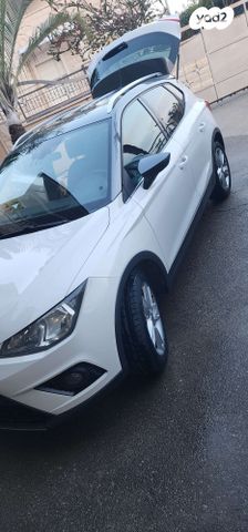 מודעת רכב סיאט ארונה