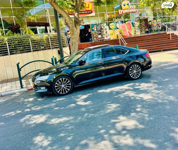 מודעת רכב סקודה סופרב