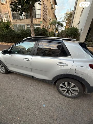 מודעת רכב קיה סטוניק