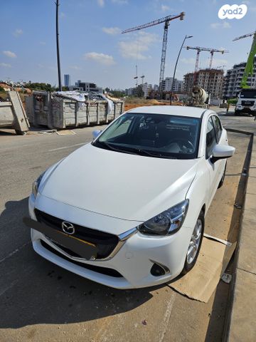 מודעת רכב מאזדה 2