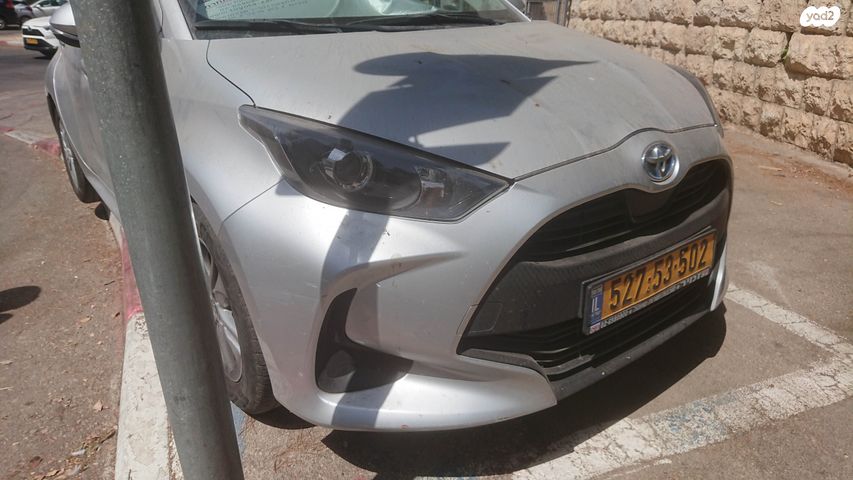 מודעת רכב טויוטה יאריס