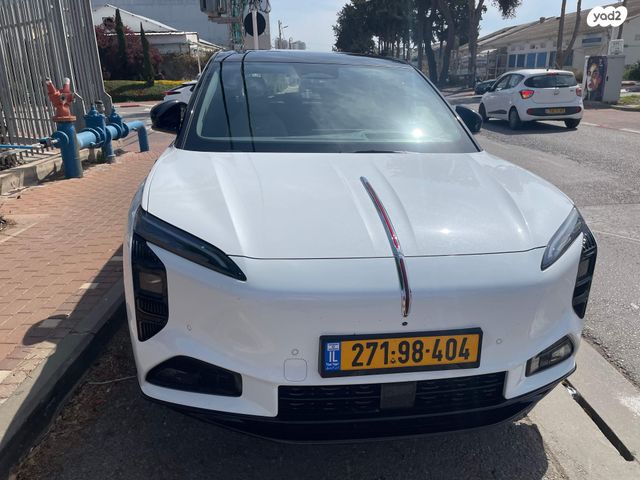 מודעת רכב הונגצ'י EHS7