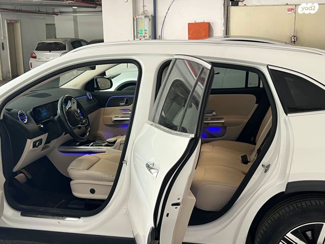 מודעת רכב מרצדס-בנץ EQA