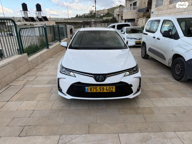 מודעת רכב טויוטה קורולה