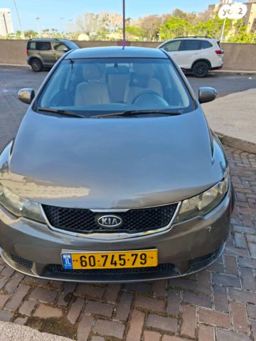 מודעת רכב קיה פורטה 