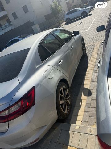 מודעת רכב רנו מגאן