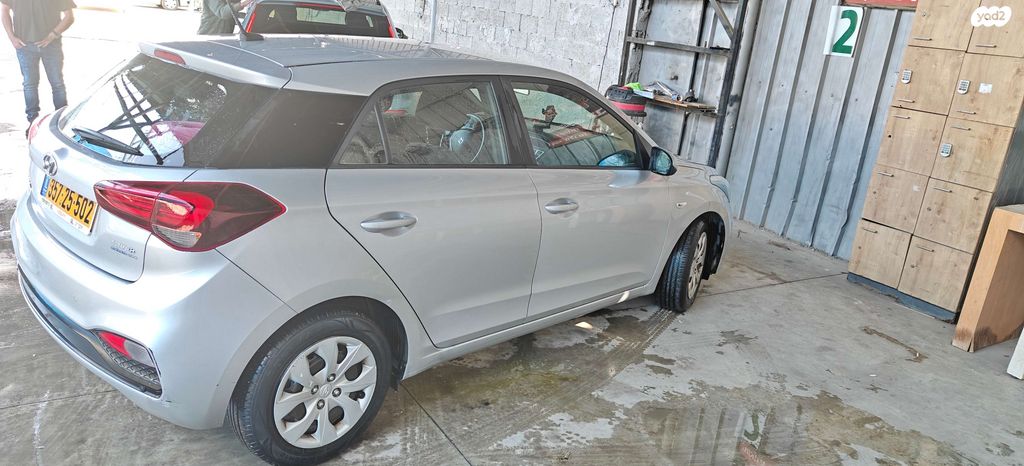 מודעת רכב יונדאי i20