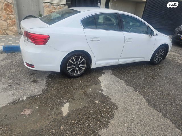 מודעת רכב טויוטה אוונסיס