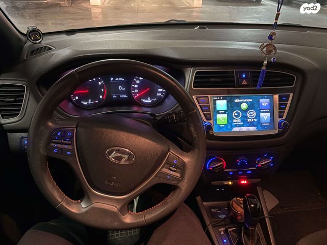 מודעת רכב יונדאי i20