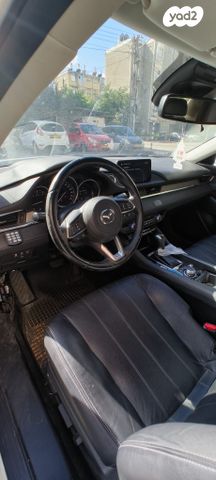 מודעת רכב מאזדה 6