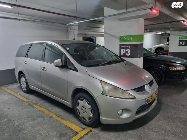 מודעת רכב מיצובישי גרנדיס