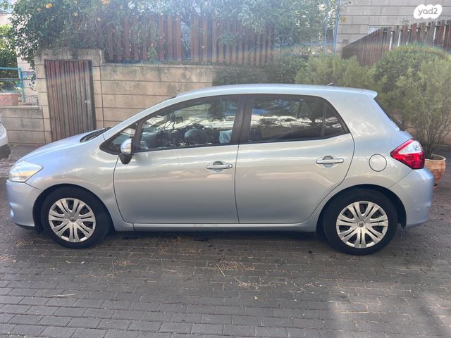 מודעת רכב טויוטה אוריס