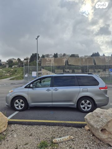 מודעת רכב טויוטה סיינה