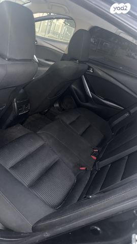 מודעת רכב מאזדה 6