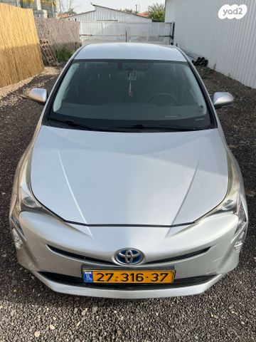 מודעת רכב טויוטה פריוס