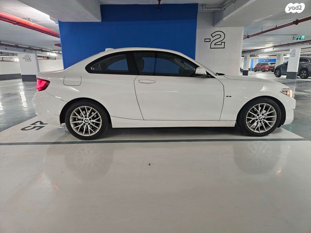 מודעת רכב ב מ וו סדרה 2