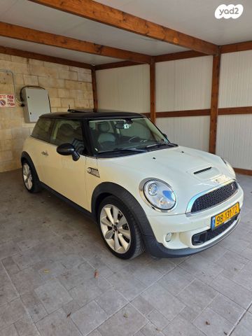 מודעת רכב מיני קופר