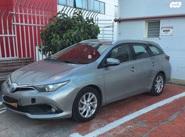 מודעת רכב טויוטה אוריס