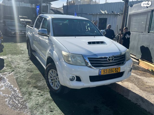 מודעת רכב טויוטה היילקס