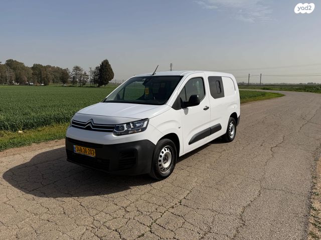 מודעת רכב סיטרואן ברלינגו