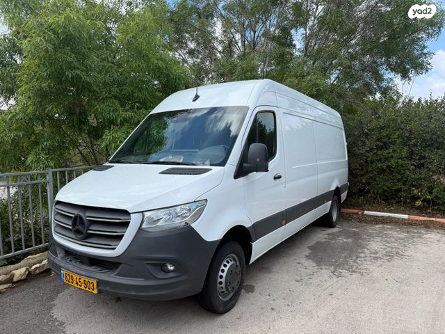 מודעת רכב מרצדס-בנץ ספרינטר