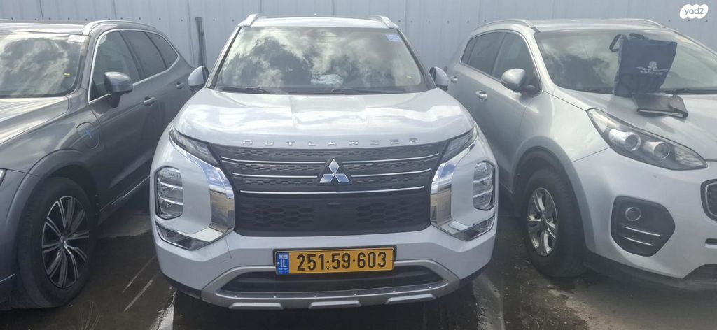 מודעת רכב מיצובישי אאוטלנדר