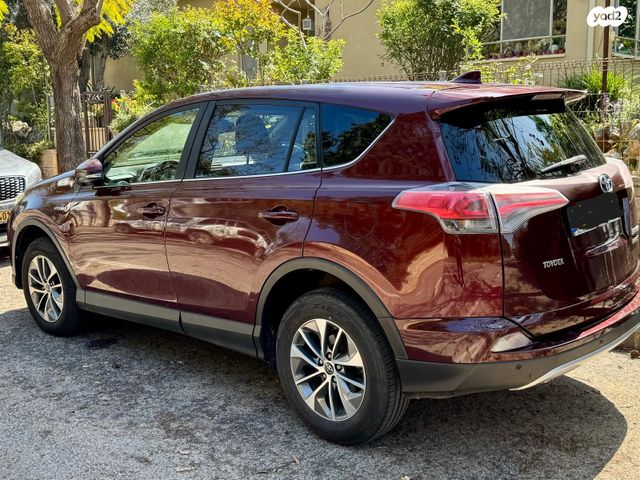 מודעת רכב טויוטה RAV4