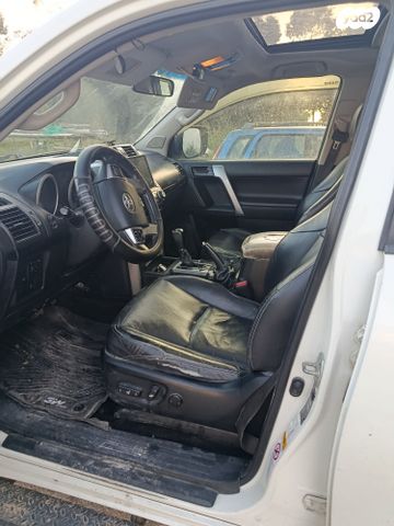 מודעת רכב טויוטה לנד קרוזר