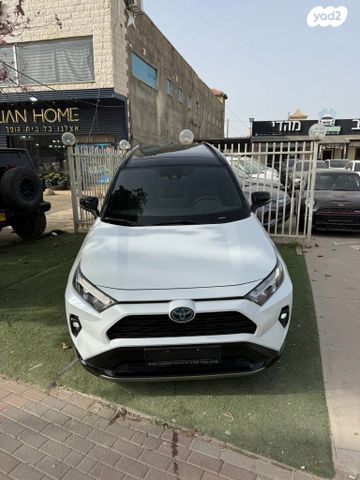 מודעת רכב טויוטה RAV4