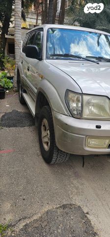 מודעת רכב טויוטה לנד קרוזר