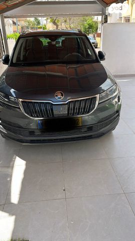 מודעת רכב סקודה קארוק