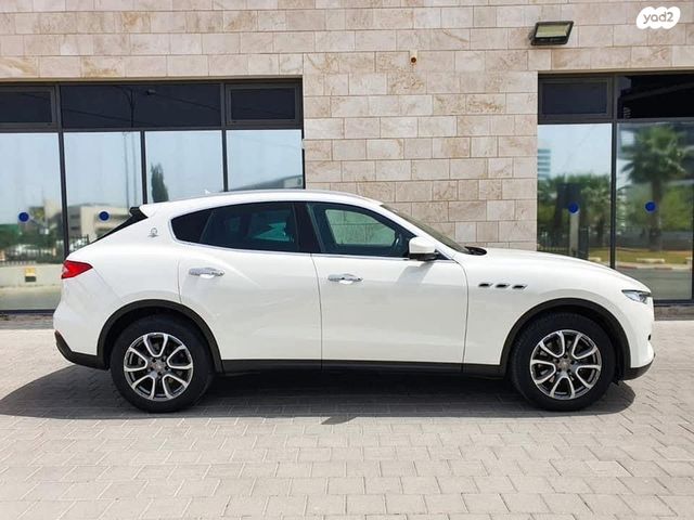 מודעת רכב מזראטי לבנטה 