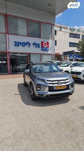 מודעת רכב מיצובישי ASX