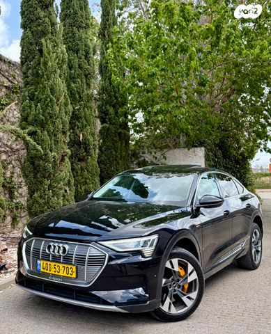 מודעת רכב אאודי E-tron