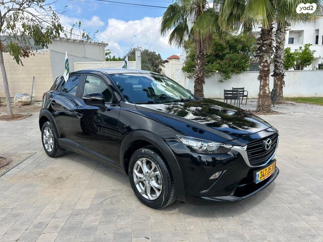 מודעת רכב מאזדה CX-3