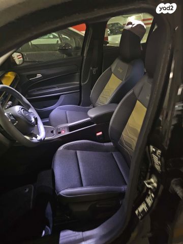 מודעת רכב ג'יפ אוונגר