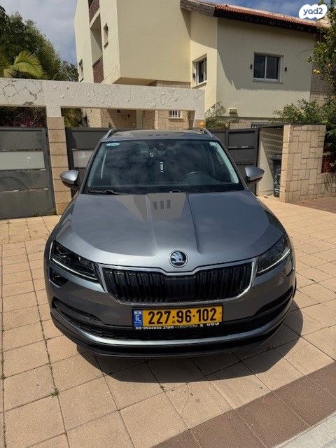 מודעת רכב סקודה קארוק