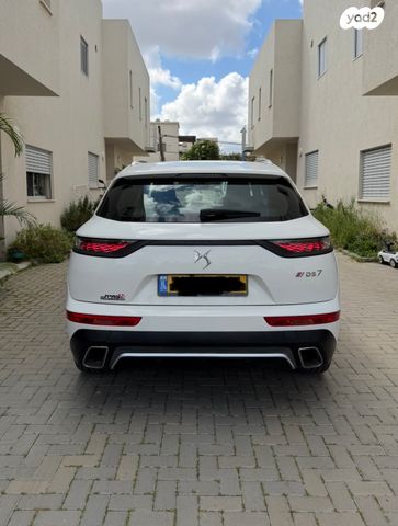 מודעת רכב די.אס 7