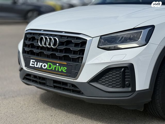 מודעת רכב אאודי Q2 1