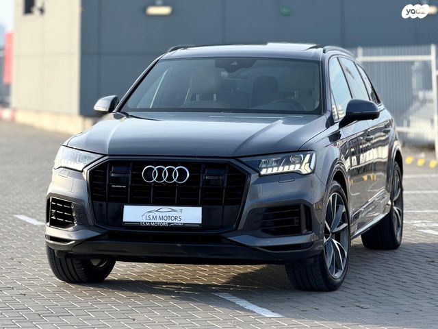 מודעת רכב אאודי Q7