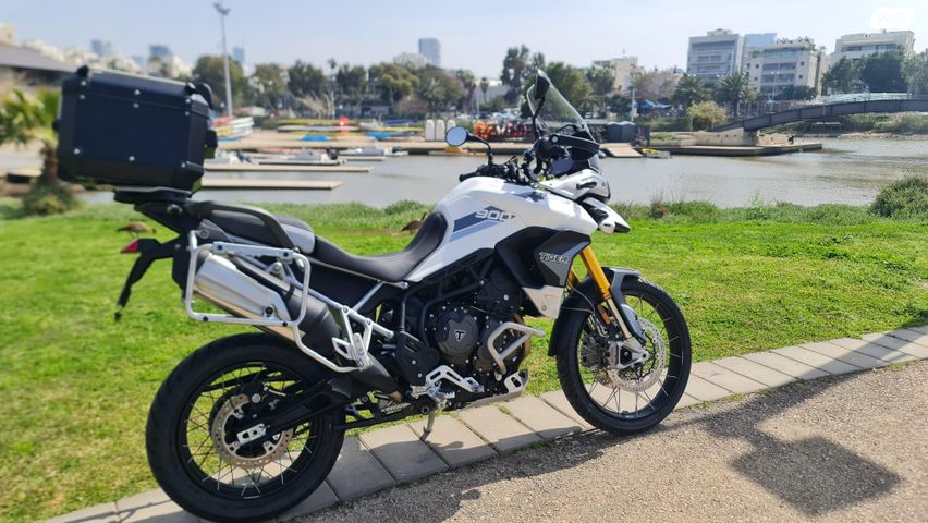 מודעת רכב טריומף Tiger 900 Rally PRO