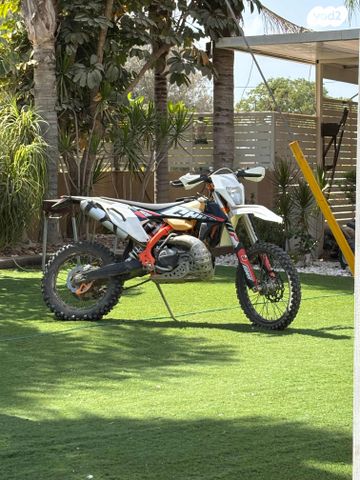 מודעת רכב KTM Enduro EXC 300