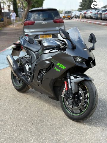 מודעת רכב קאוואסאקי נינג'ה ZX 10R