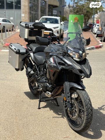 מודעת רכב בנלי TRK502X