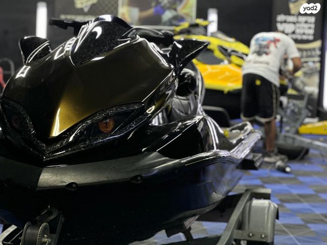 מודעת רכב קוואסאקי