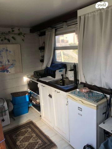 מודעת רכב ממונע אוטוקראוון