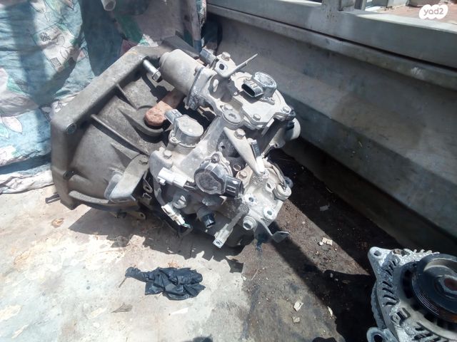 feedItemObj.data.row_1