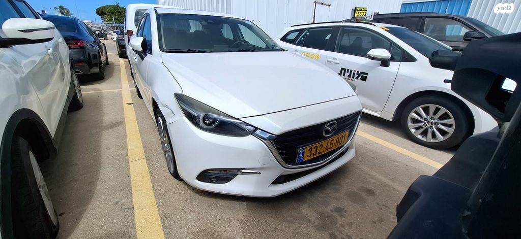 מודעת רכב מאזדה 3